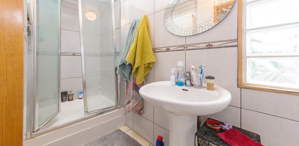 			NEW INSTRUCTION, 3 Bedroom, 1 bath, 1 reception Flat			 Kilburn Lane, QUEENS PARK